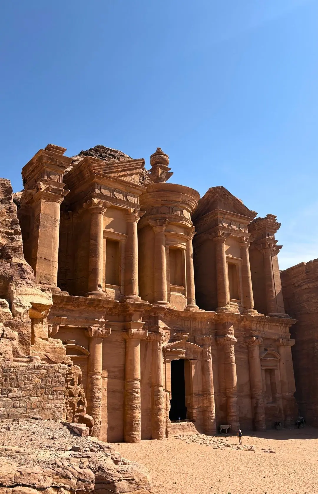 The Jordan Trail: achterkant Petra